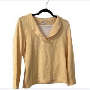 Women's Cream Sweater Cardigan size small. Like new.